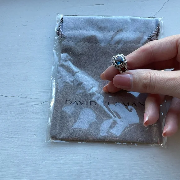 David Yurman Albion Petite Ring - Picture 6 of 11